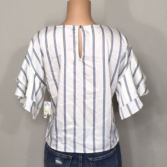 NEW. Vince Camuto stripe blouse with flutter sleeve. NWT - Picture 4 of 8